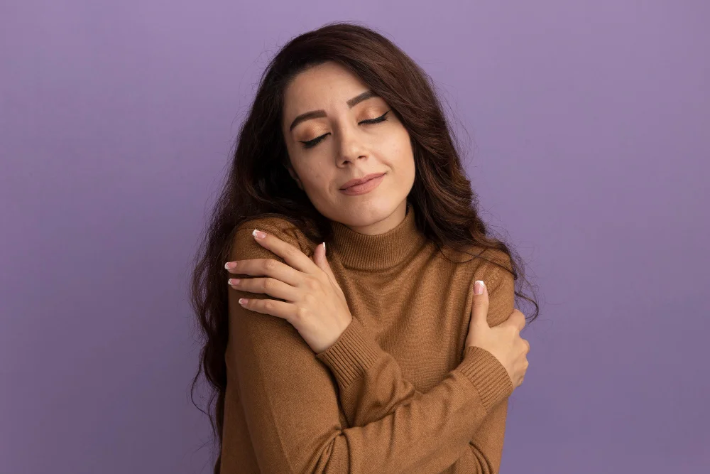 Mujer abrazandose
